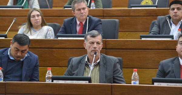 Solinger pidió que la Caja Municipal pase al IPS para salvarla de la quiebra