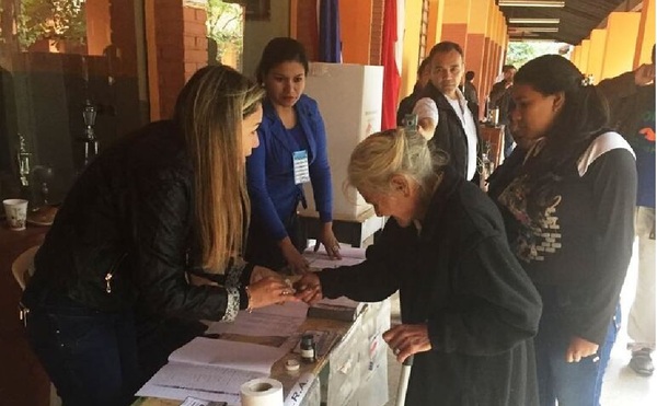 Las elecciones internas del PLRA se realizarán con papeletas, anunció el TEI - OviedoPress