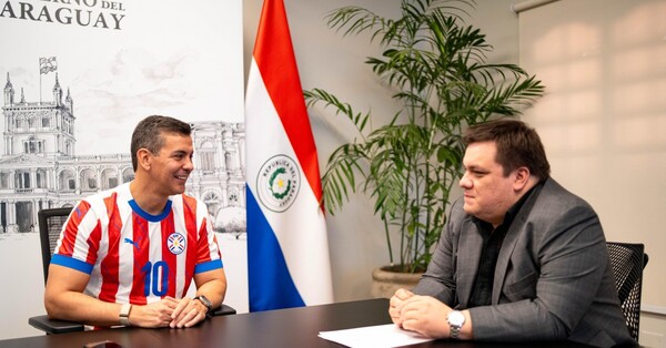 Peña recibe a Cesarito por primera vez desde la tragedia de Villarrica para hablar de comedores