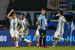 Argentina derrota a Uruguay y está virtualmente clasificada al Mundial 2026 - Eliminatorias - ABC Color