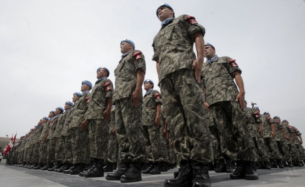 Perú busca retomar servicio militar y policial obligatorio para enfrentar la criminalidad - 1000 Noticias