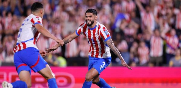Versus / Juego aéreo perfecto: Balbuena y Alderete no perdieron un solo duelo