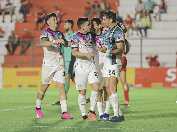 Libertad, por ampliar la ventaja en la punta del torneo Apertura - Fútbol - ABC Color