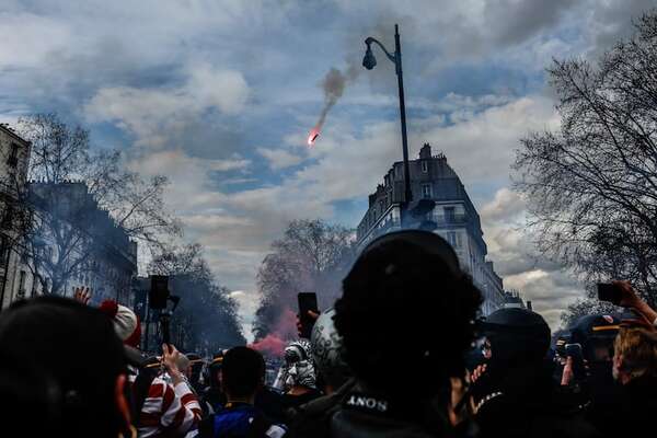 Altercados en masivas protestas contra el racismo en Francia - Mundo - ABC Color