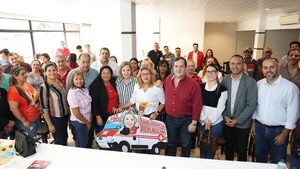 Lilian Samaniego insta a recuperar al Partido Colorado “como herramienta de solución”