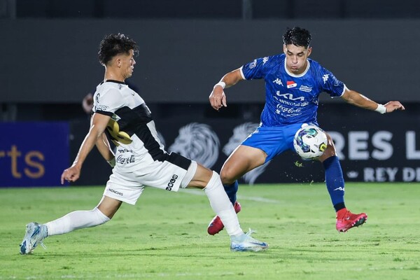 Nacional sorprendió a Olimpia y lo derrotó en Sajonia
