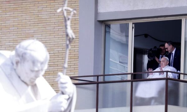 El Papa Francisco recibió el alta tras su larga hospitalización