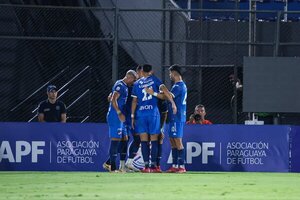 El Decano sufrió una dura derrota ante la Academia - trece