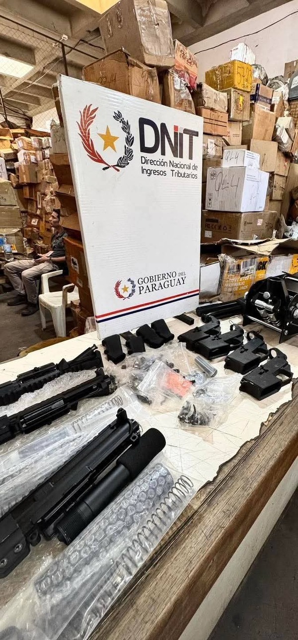 Armas son decomisadas en el Aeropuerto por valor de 100 millones de guaraníes - 1000 Noticias