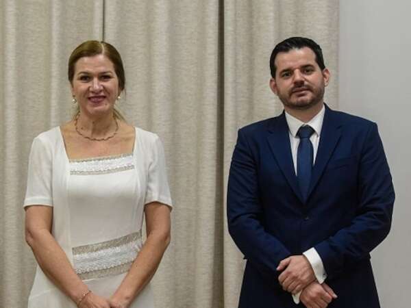 Mafia de los pagarés: renuncia de director de gabinete de Salud imputado se formalizaría mañana - Nacionales - ABC Color