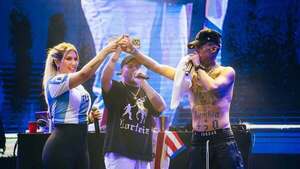 "Las mujeres somos fuertes", dijo Wanda Nara en el show que dio en el Cumbiasónico