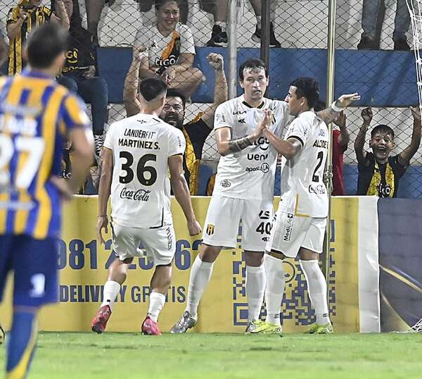 Guaraní triunfó con un “regalo” - Polideportivo - ABC Color
