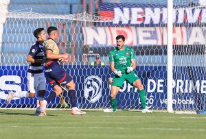 Versus / Alexis Martin: "Cerro es un equipo grande y tenemos que pelear todo"