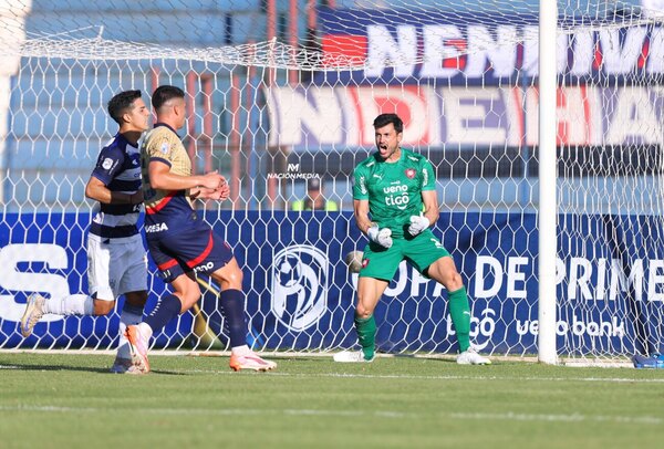 Versus / Alexis Martin: "Cerro es un equipo grande y tenemos que pelear todo"