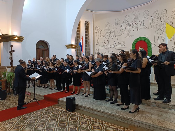 Encarnación celebró su 410 aniversario con la emotiva "Serenata a la Virgen de la Encarnación"