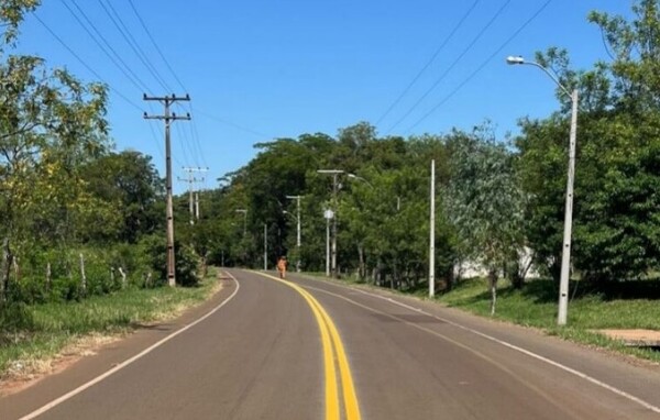 Refuerzan la seguridad en el tramo Villarrica – Itapé con trabajos de señalización - .::Agencia IP::.