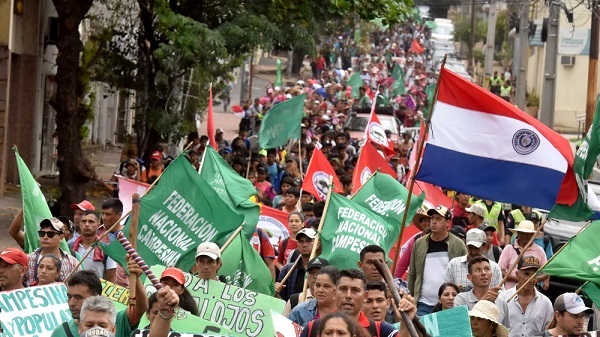 Gobierno enfrenta semana de movilizaciones masivas