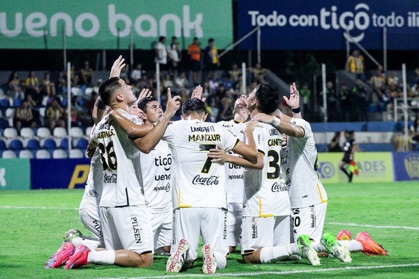Guaraní se impuso ante Luqueño y trepa al segundo lugar de la tabla - trece