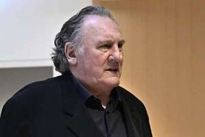 Gérard Depardieu comparece para ser juzgado por agresiones sexuales - Gente - ABC Color