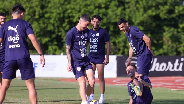 ¿Cuál es el onceno de Paraguay contra Colombia?
