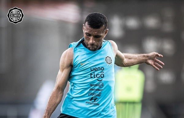 Antonio Bareiro confirma que salida del Olimpia fue por iniciativa propia