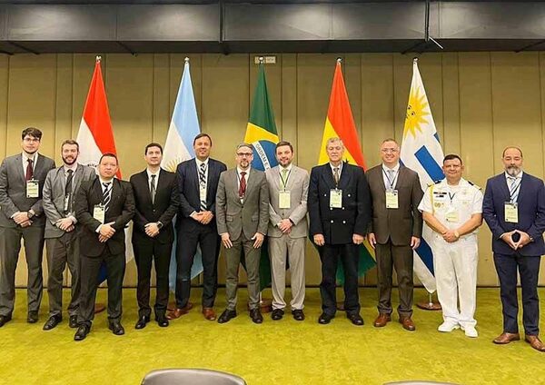 Paraguay asume liderazgo en la hidrovía Paraguay – Paraná - .::Agencia IP::.