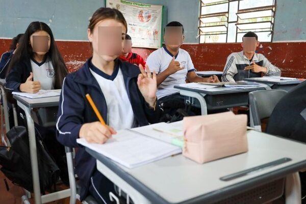 Alumnos de 22 distritos priorizados ya tienen mejores condiciones de aprendizaje con mobiliarios escolares nuevos - El Trueno