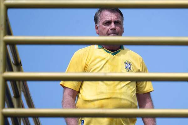 Corte Suprema de Brasil analizará mañana si juzgarán o no a Bolsonaro - Mundo - ABC Color