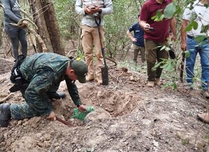 Hallan caletas con armas, explosivos y materiales pertenecientes al grupo criminal Ejército Mcal. López - .::Agencia IP::.