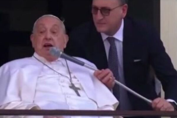 El Papa Francisco fue dado de alta tras 5 semanas de internación - SNT