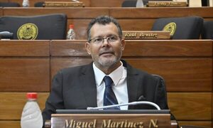 Diputado regresa al PLRA para enfrentar abusos del gobierno de Peña