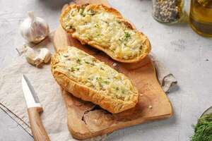 Cómo hacer pan de ajo casero crujiente y con mucho sabor - Gastronomía - ABC Color