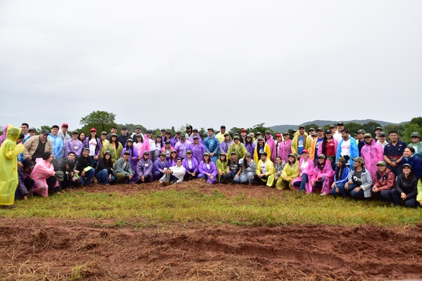 Paraguay Planta celebra 10 ediciones reforestando el futuro | Empresas | 5Días