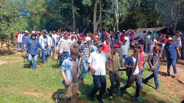 En San Pedro vuelve la masiva movilización campesina para exigir tierras administradas por la Senabico - Nacionales - ABC Color