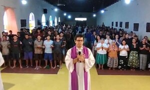 Padre Freddy Romero y reclusos oran por la salud del papa Francisco – Prensa 5