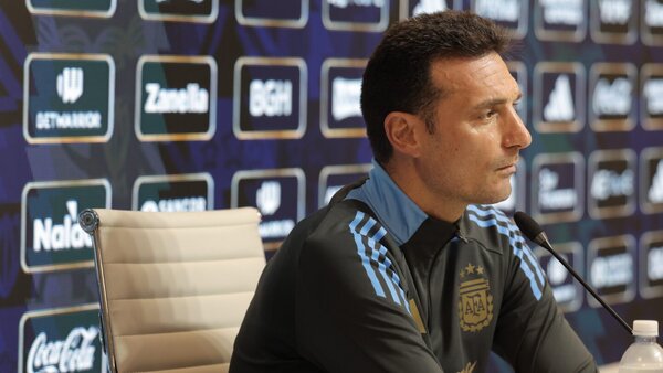 Scaloni ponderó el vínculo afectivo de brasileños y argentinos