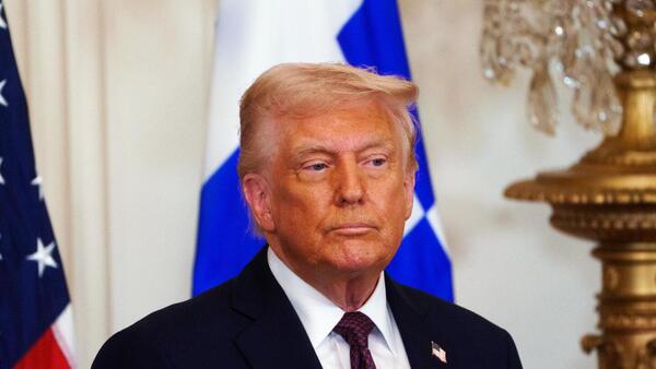 La Administración de Trump envía accidentalmente planes bélicos en Yemen a un periodista