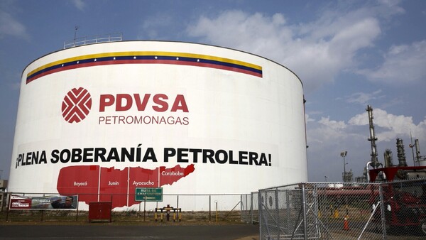 EEUU presiona a Maduro: Impone aranceles a quien compre su crudo