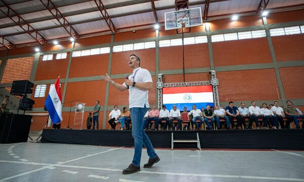Peña dice que su iniciativa de gobierno “molesta a mucha gente”