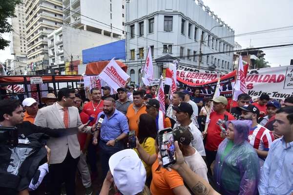 Invitan a salir de las redes y sumarse a marchas sin miedo - Nacionales - ABC Color