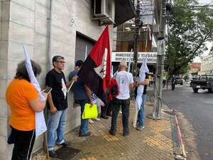 Asegurados del IPS sobre las marchas: “Es momento de unirnos como pueblo y hacernos sentir” - Nacionales - ABC Color