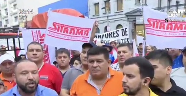 Más de 80 organizaciones marchan hoy en Asunción - SNT