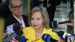 “Hoy es un día que se manifiesta la democracia y hay que escucharla”, dice Lilian Samaniego - Política - ABC Color