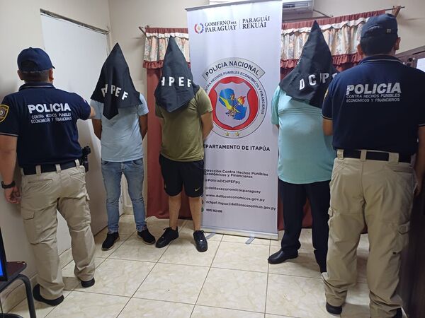 Incautan bus y detienen a 3 personas en Encarnación