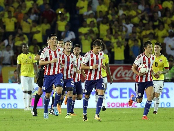 Versus / Los "sobrevivientes" de la última victoria paraguaya en Colombia