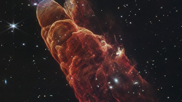 El telescopio espacial James Webb muestra la naturaleza de un tornado cósmico