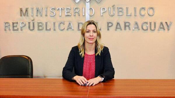 Imputado por la mafia de los pagarés denuncia a fiscala del caso