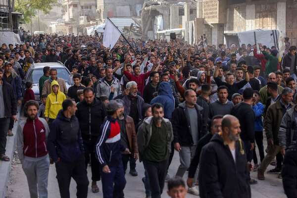 ¡Fuera Hamás!, lema de cientos de palestinos que protestan en Gaza - Mundo - ABC Color