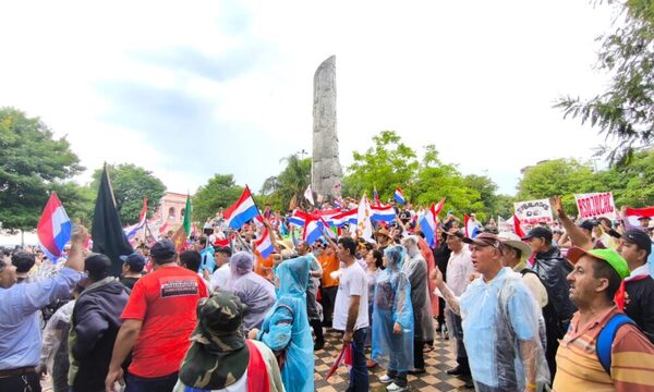 Mañana llega un grupo importante de campesinos a la capital