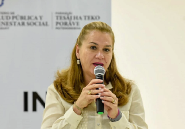 Cámara de Diputados rechaza interpelación a ministra de Salud, María Teresa Barán